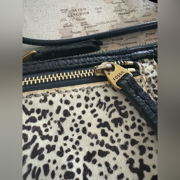 Fossil Cow Hide Leather Crossbody OS - Picture 4 of 7